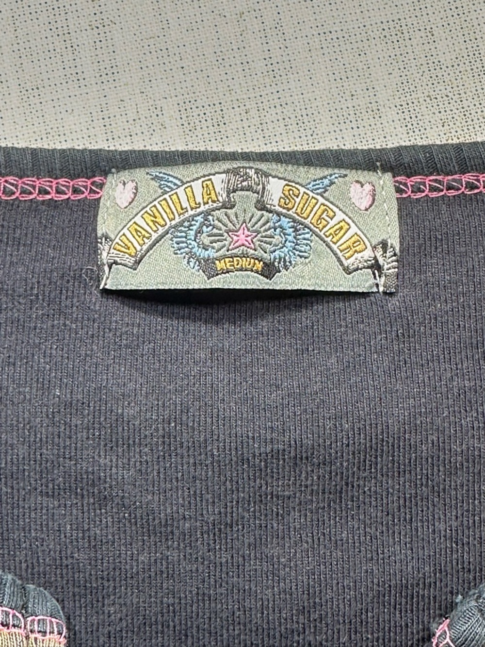 Vanilla Sugar Vintage Y2K Black 3/4 Long Sleeve Top pink black gem detail size M - Picture 6 of 7